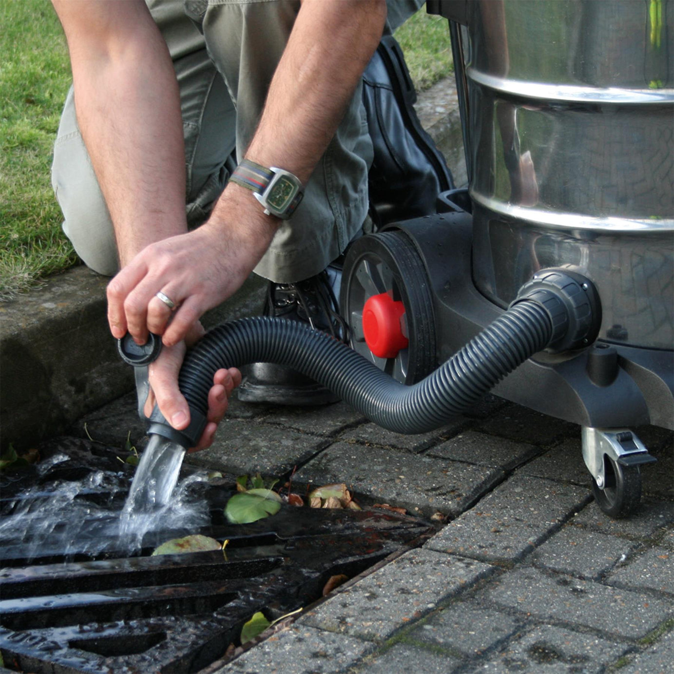 Sealey Vacuum Cleaner Wet & Dry 60L Stainless Drum 1600W/230V