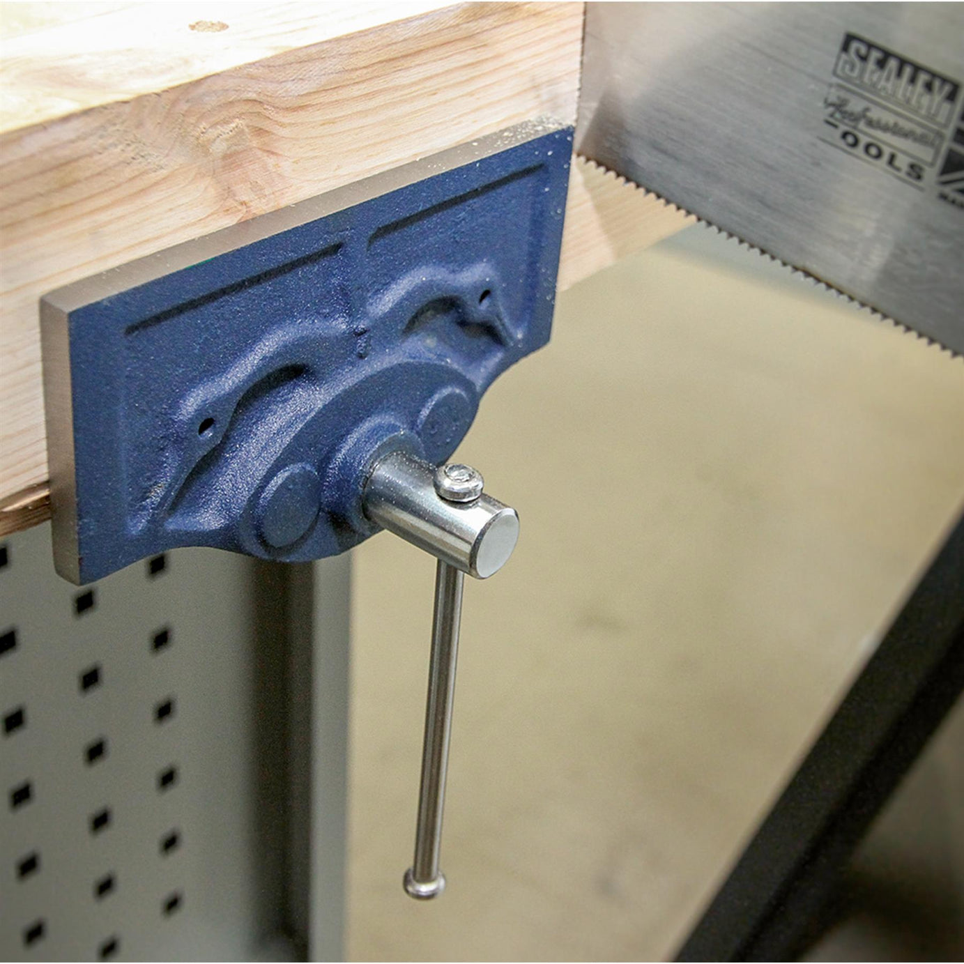 Vice Bench Divider Woodworking Vice 175mm suitable for under bench mounting Sealey - Skill DIY