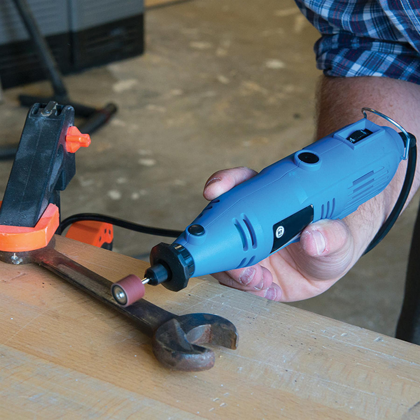 Multitool Dremmel Style Hobby Tool + 130 Piece Acc