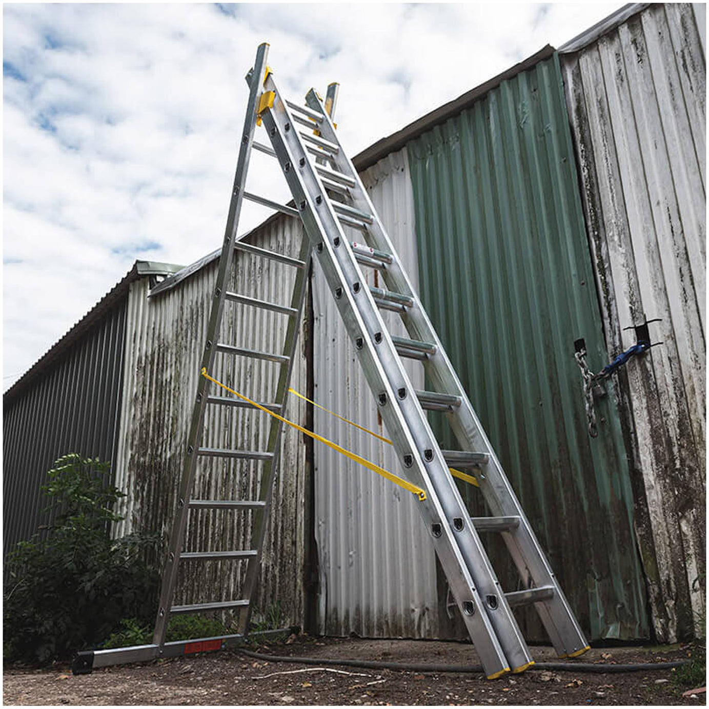 Dapetz PRo 13 Rung Aluminium Combination Ladder 3.5m, Triple Section, 150 Kg