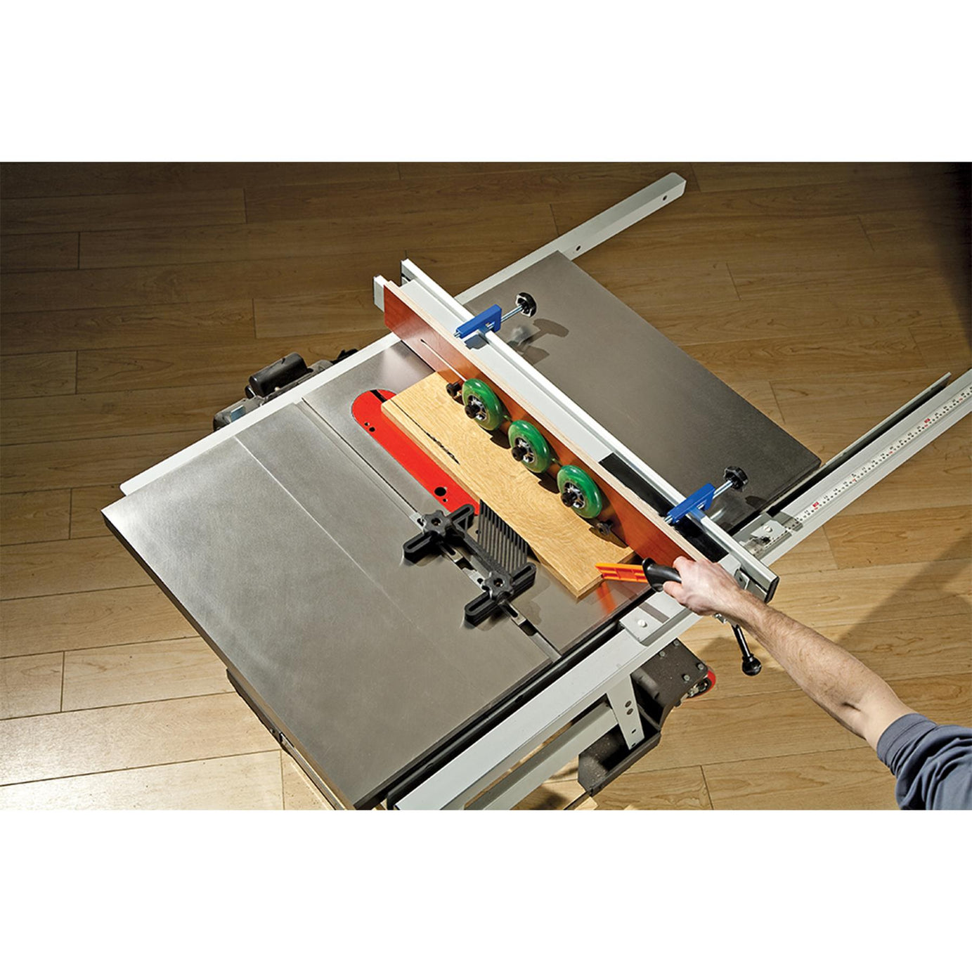 Universal Fence Clamps 2Pk Aluminium Body With Steel Threaded Components