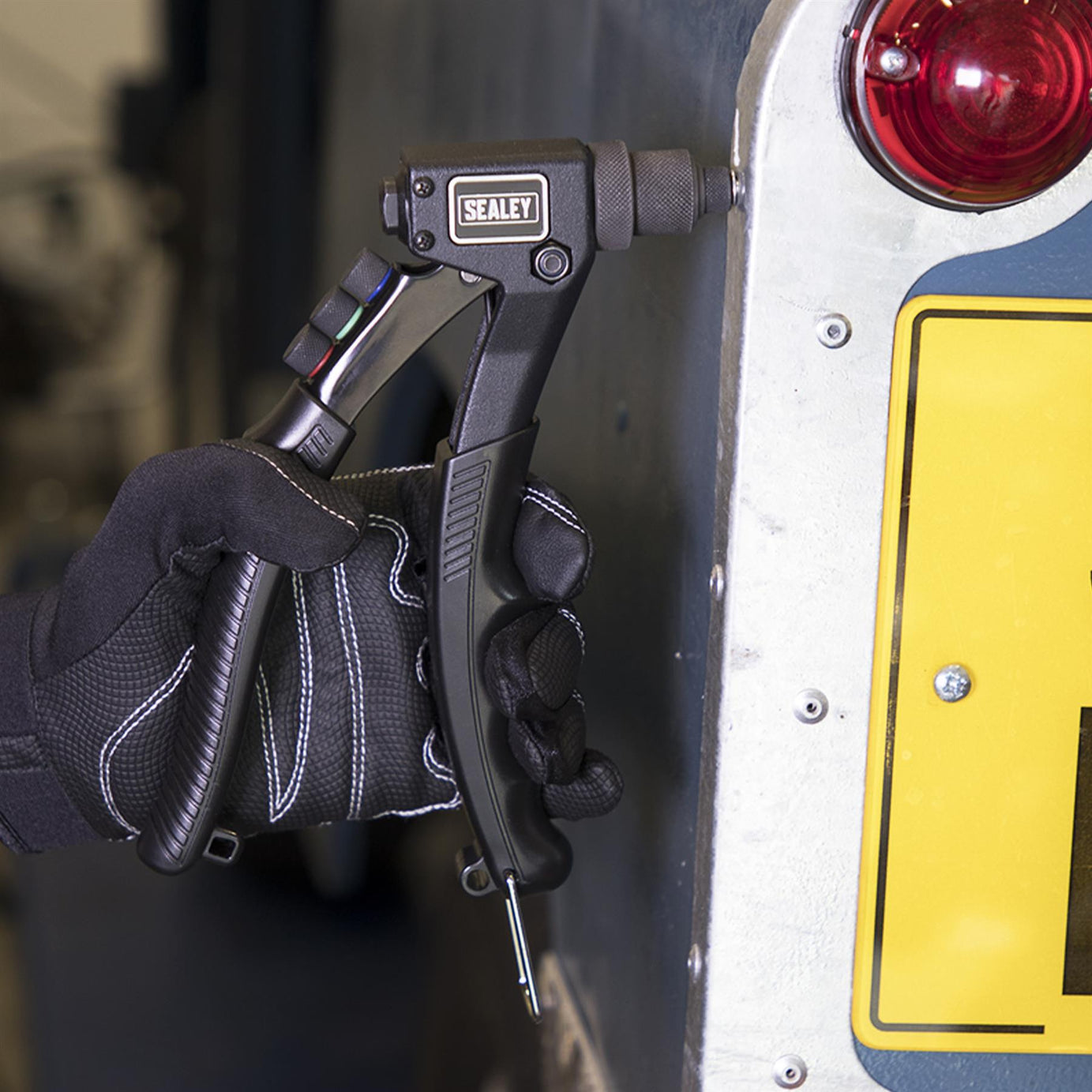 Sealey 4 Nozzle Riveter Hand Pop Rivet Gun Tool Car Body Repair Tool AK3987