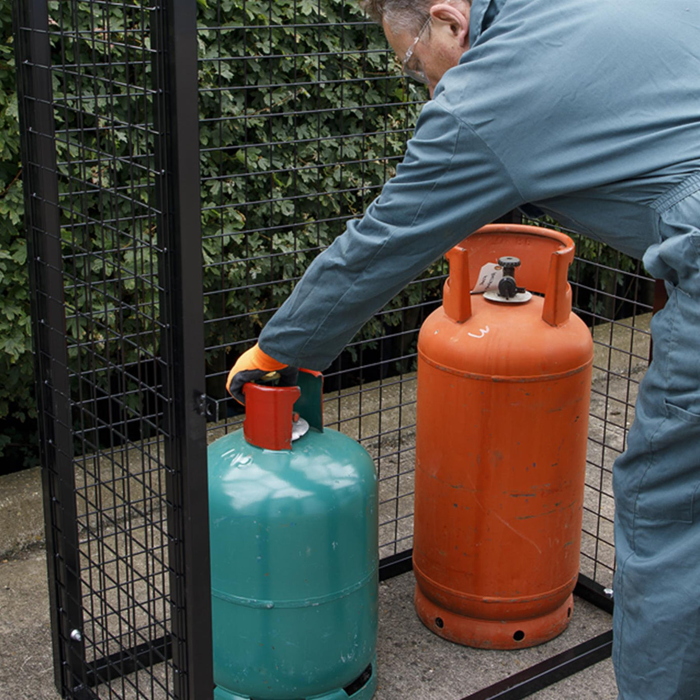 Sealey Safety Cage - 3 x 19kg Gas Cylinders