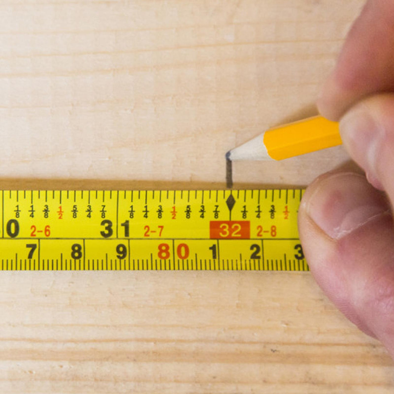 BlueSpot Self-Lock Tape Measure 5m With Magnetic Hook 16Ft Soft Grip Measuring Tools