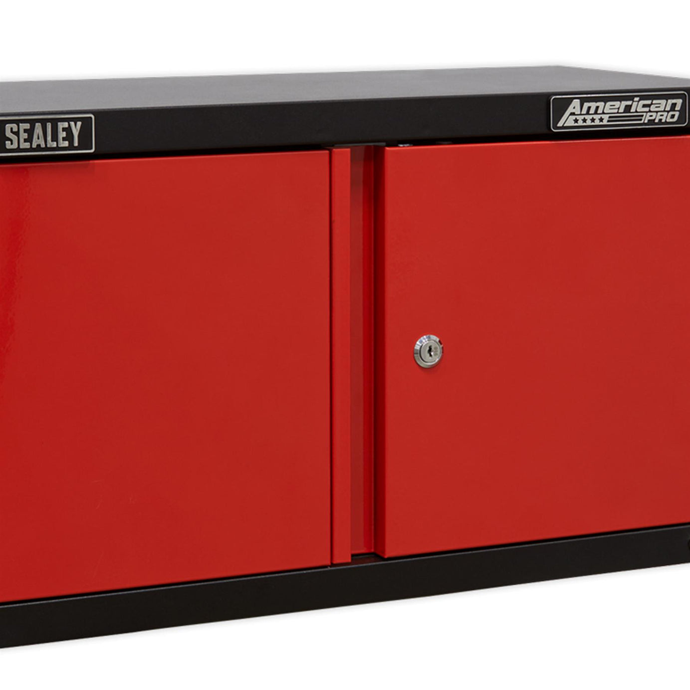 Sealey American Pro 2.6m Storage System  supplied with a lock and two keys