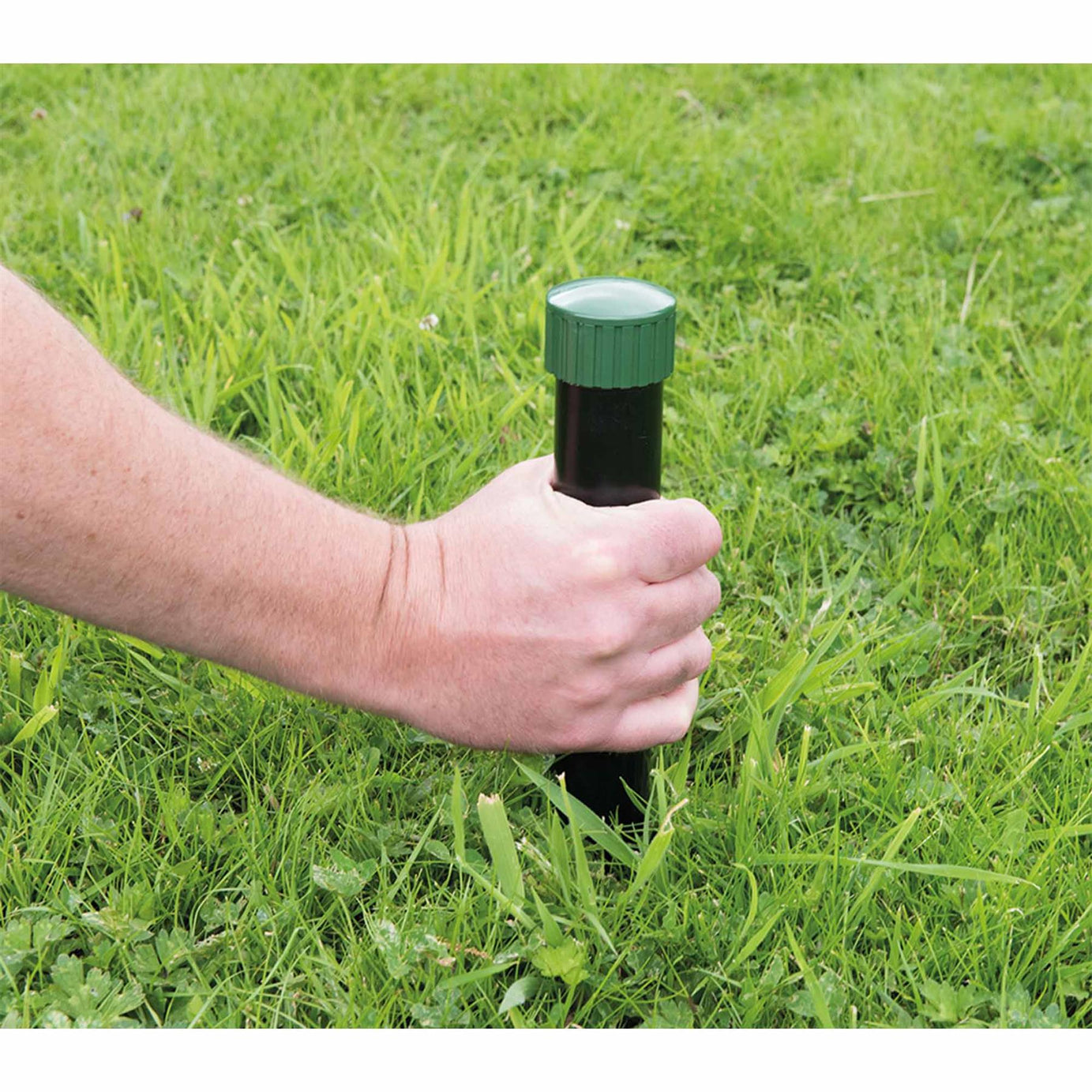 4 x Battery Powered Ultra Sonic Spike Mole Rodent Deterrent Repellent