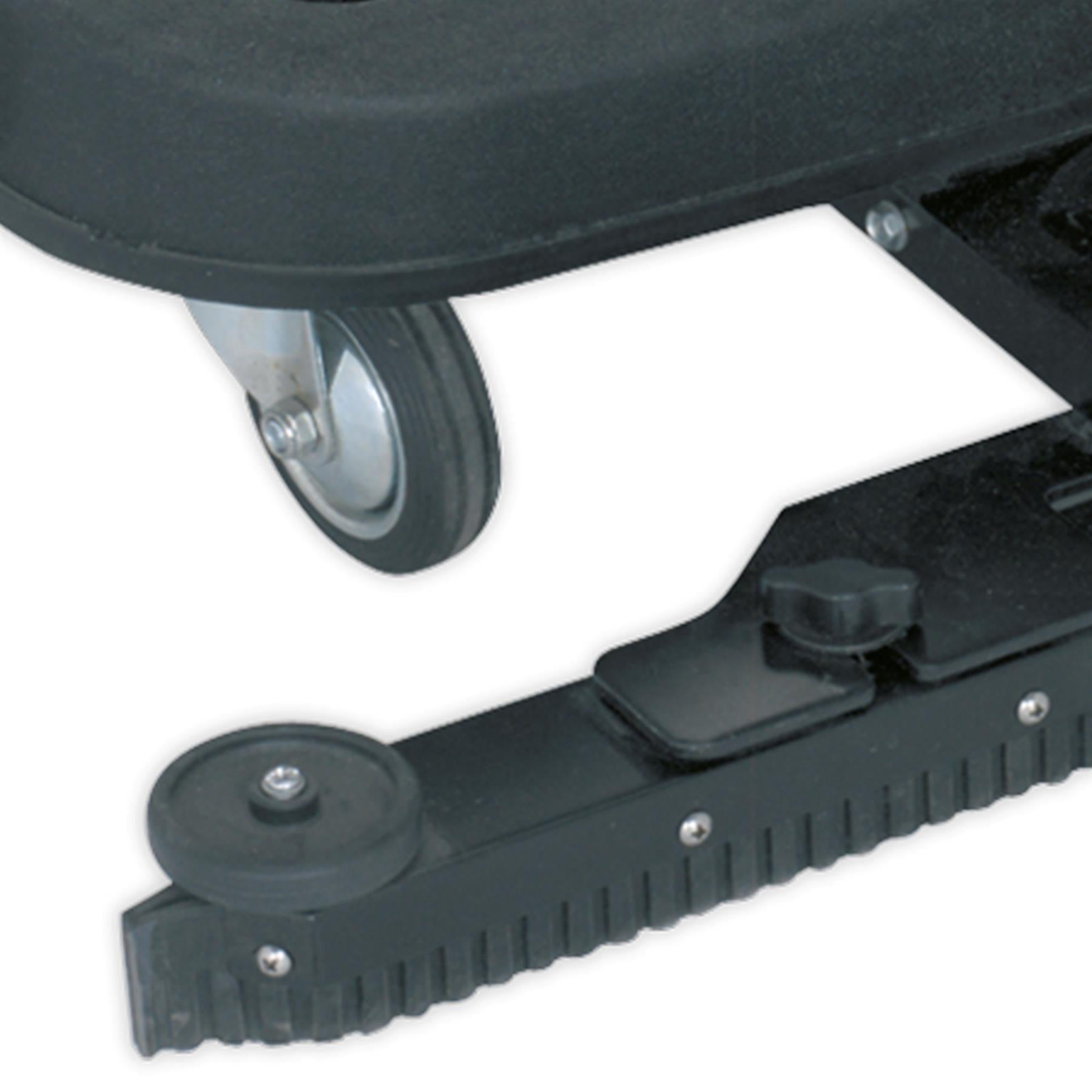 Sealey Front Mounting Squeegee for PC477 Vacuum Cleaner.