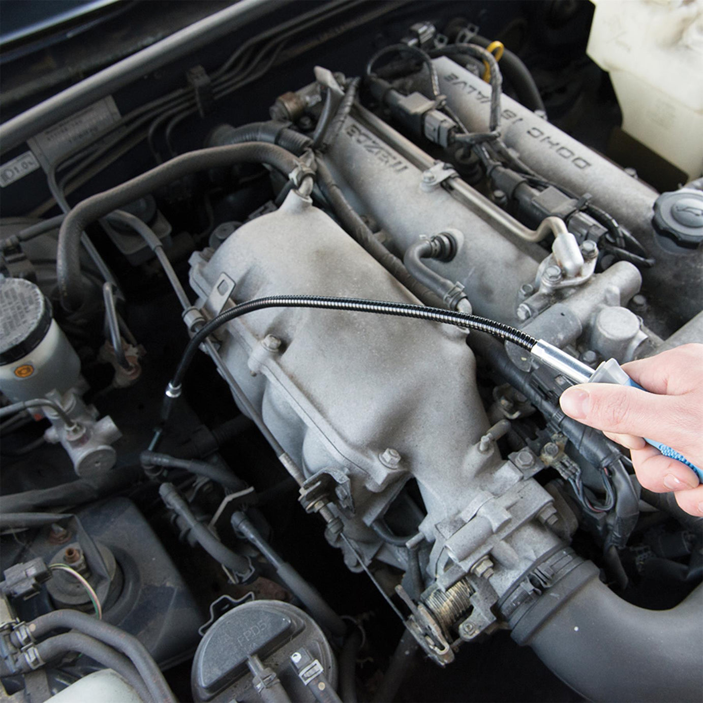 Flexible Magnetic Pick-Up Tool - 600mm Retrieves Ferrous Objects Up To 2Kg