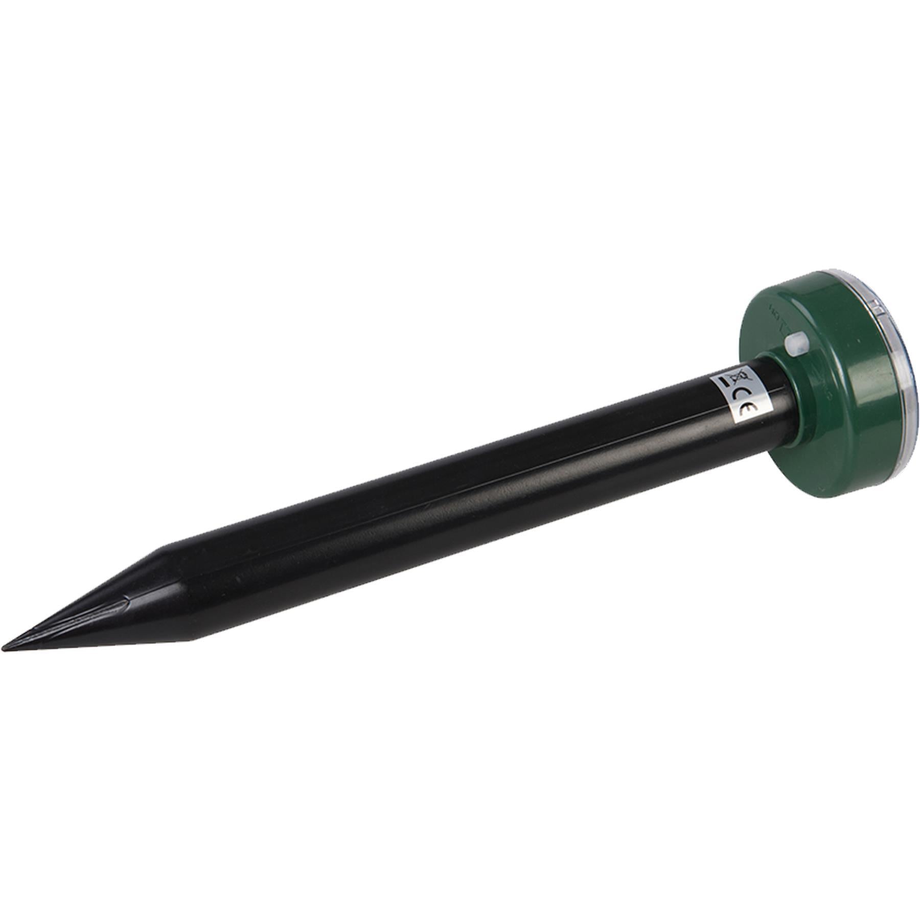 Solar Powered Garden Sonic Wave Mole Repeller Repellent 4 Pcs