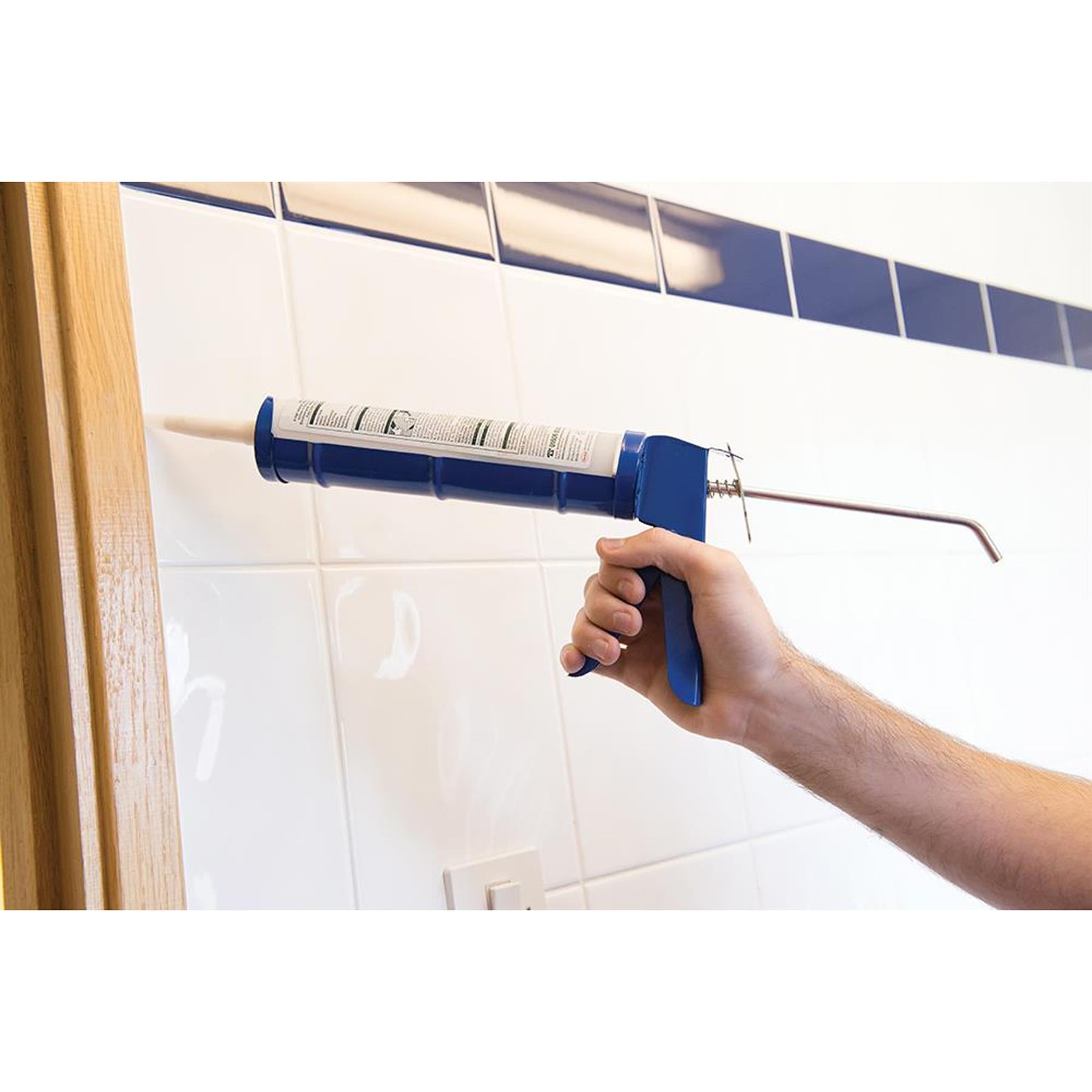 Standard Caulking Gun 300Ml - 6mm serrated edge Use for applying adhesive