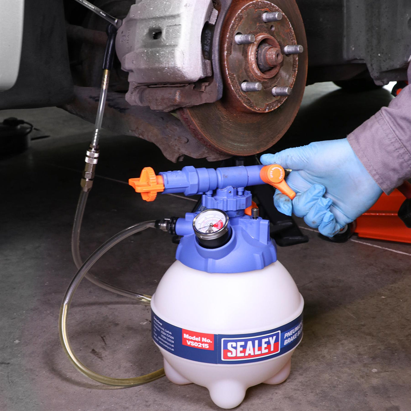 Sealey Pneumatic Brake Bleeder 3L