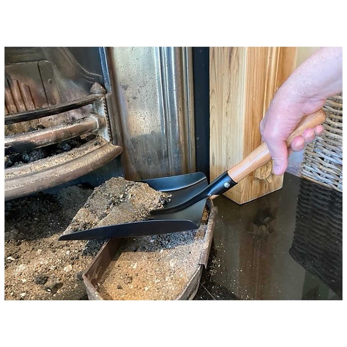 Sealey Coal shovel 8" with 228mm Wooden Handle