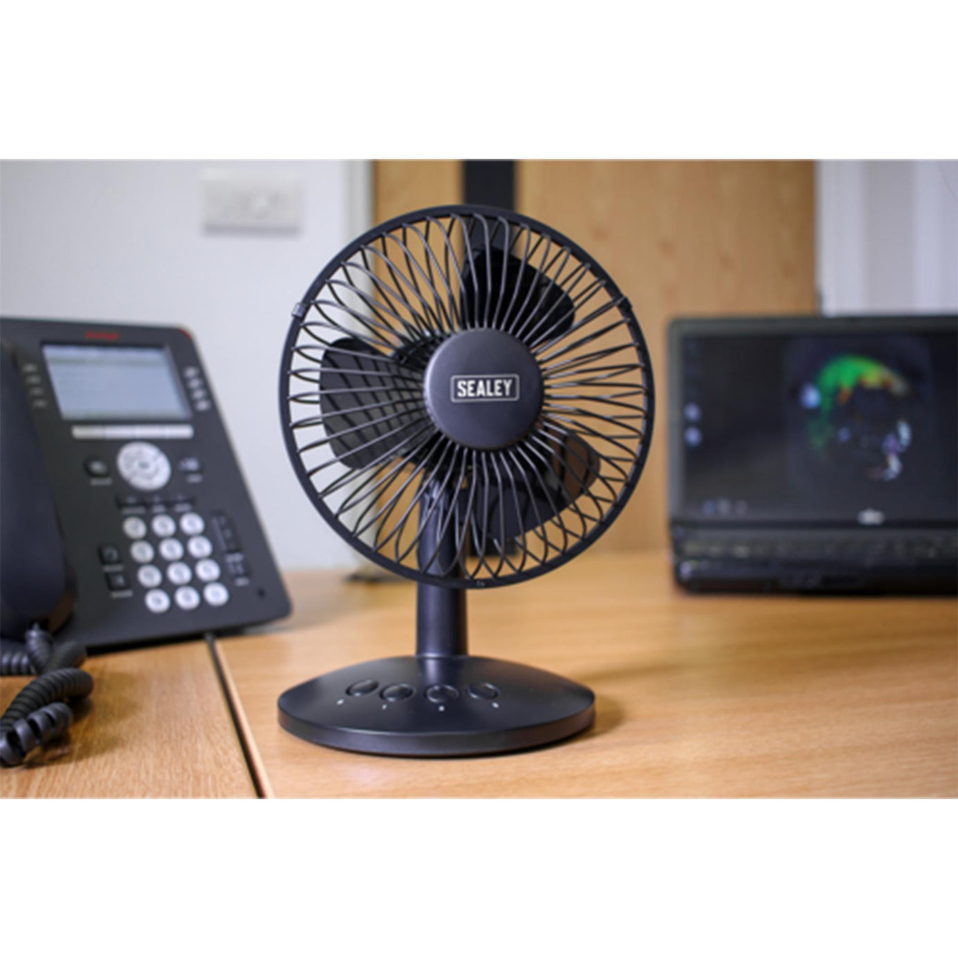 Sealey Oscillating USB Desk Fan 3-Speed 6"
