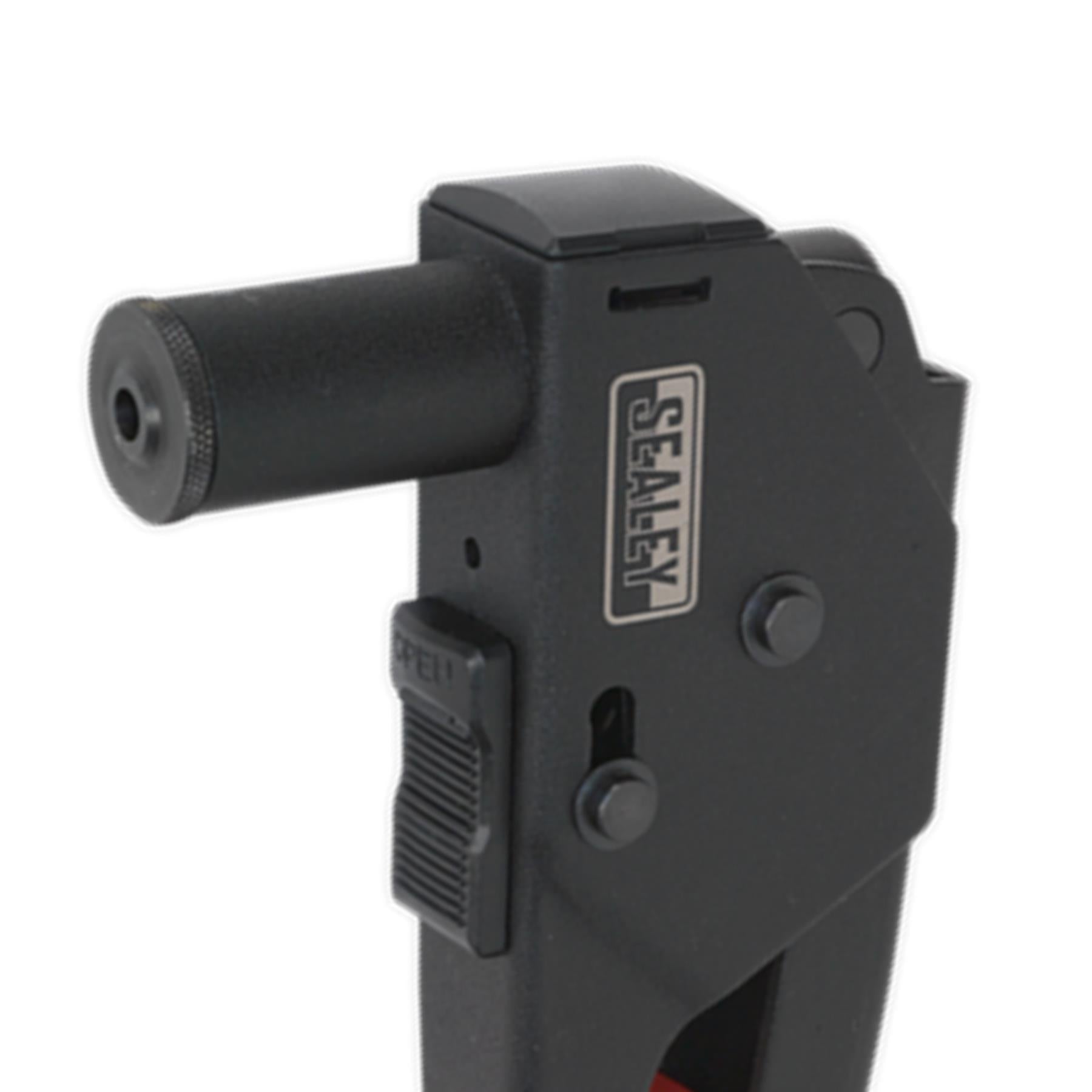 Sealey Plastic Riveting Kit With 40pcs Of Rivet Hand Riveter Tool Car Body 220mm