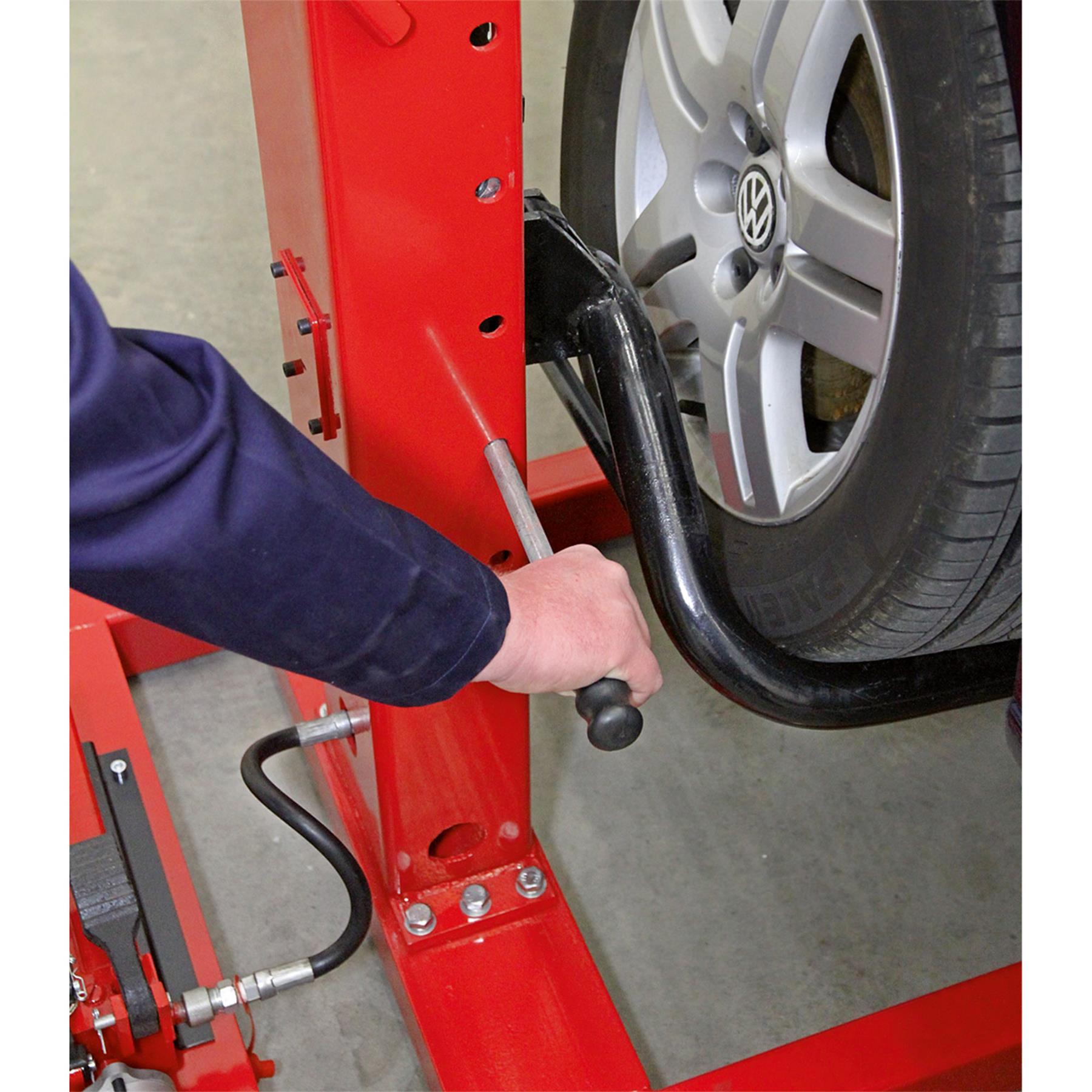 Sealey Vehicle Lift 1.5tonne Air/Hydraulic with Foot Pedal