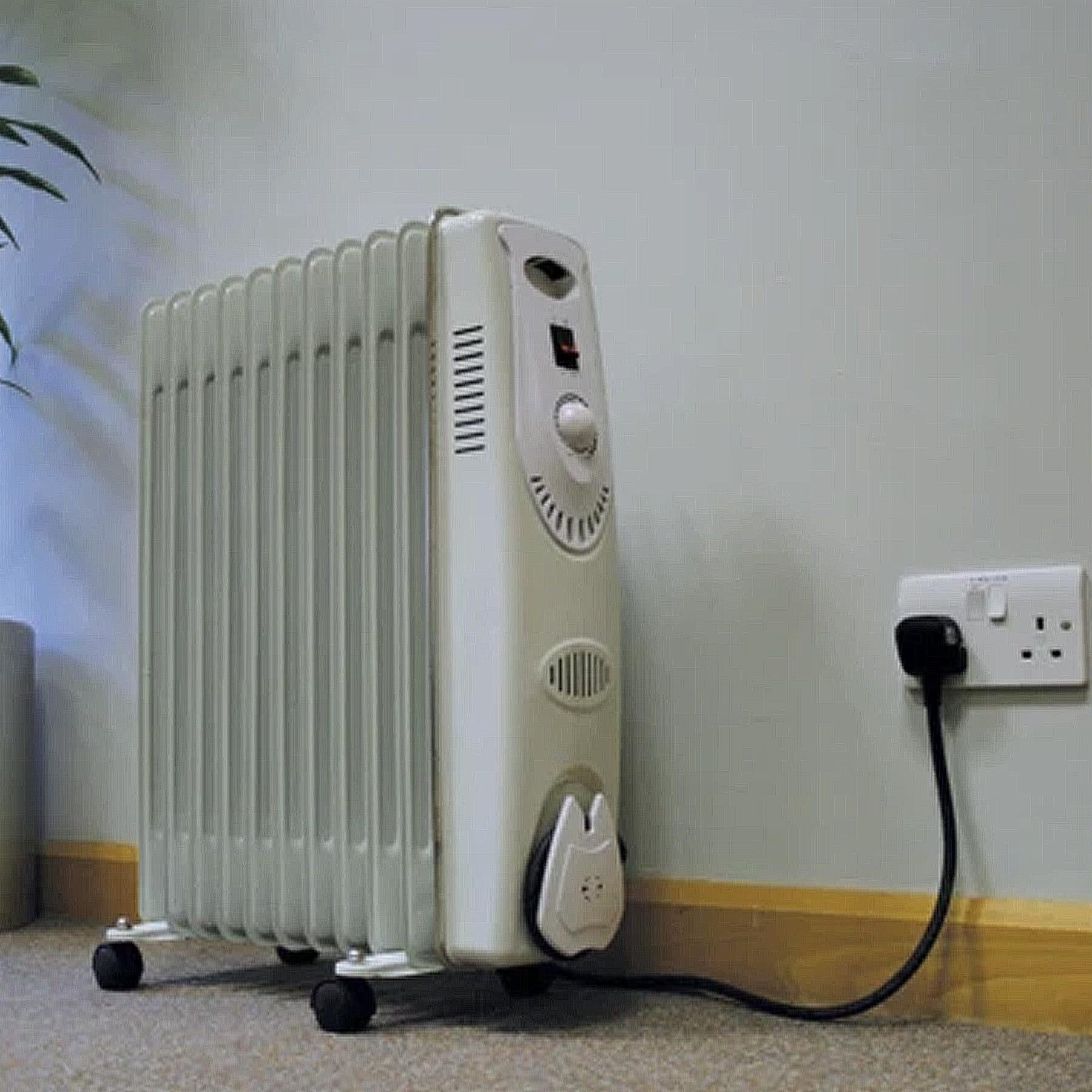 Sealey Oil-Filled Radiator 2500W/230V 11 Element