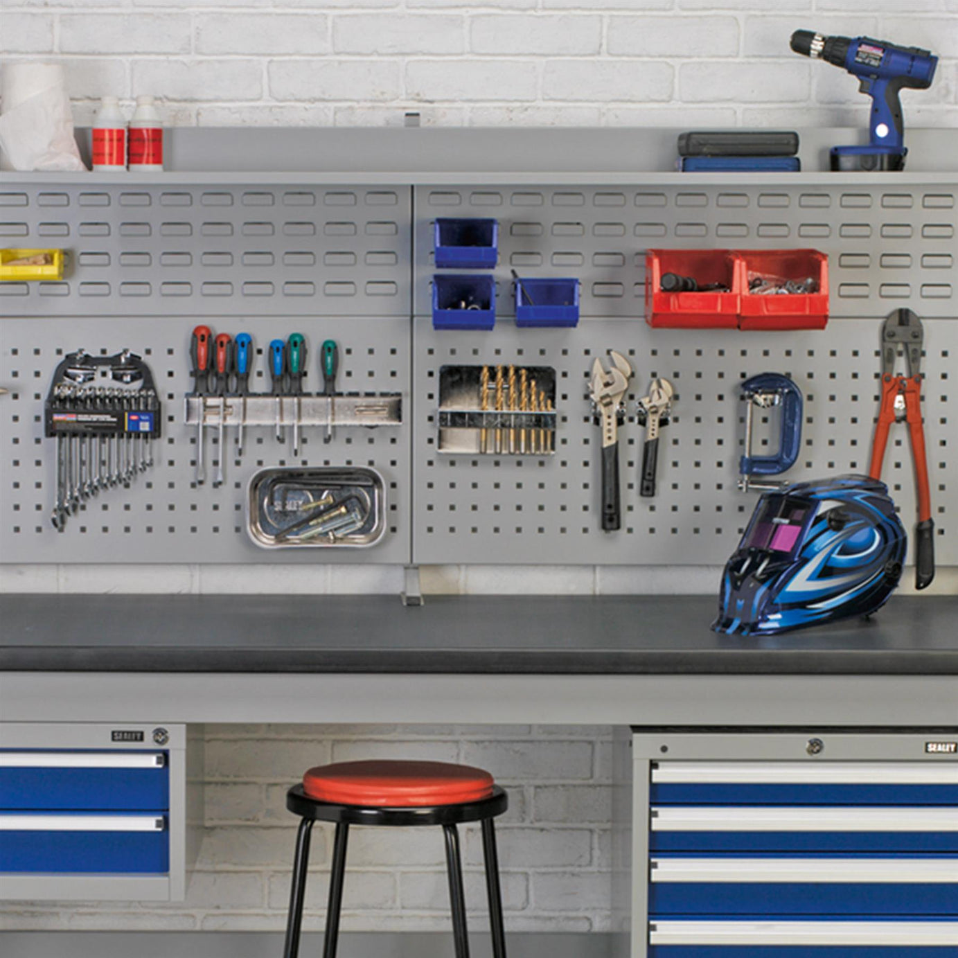 Sealey Workbench Steel Industrial 2.1m  weight capacity of 1000kg