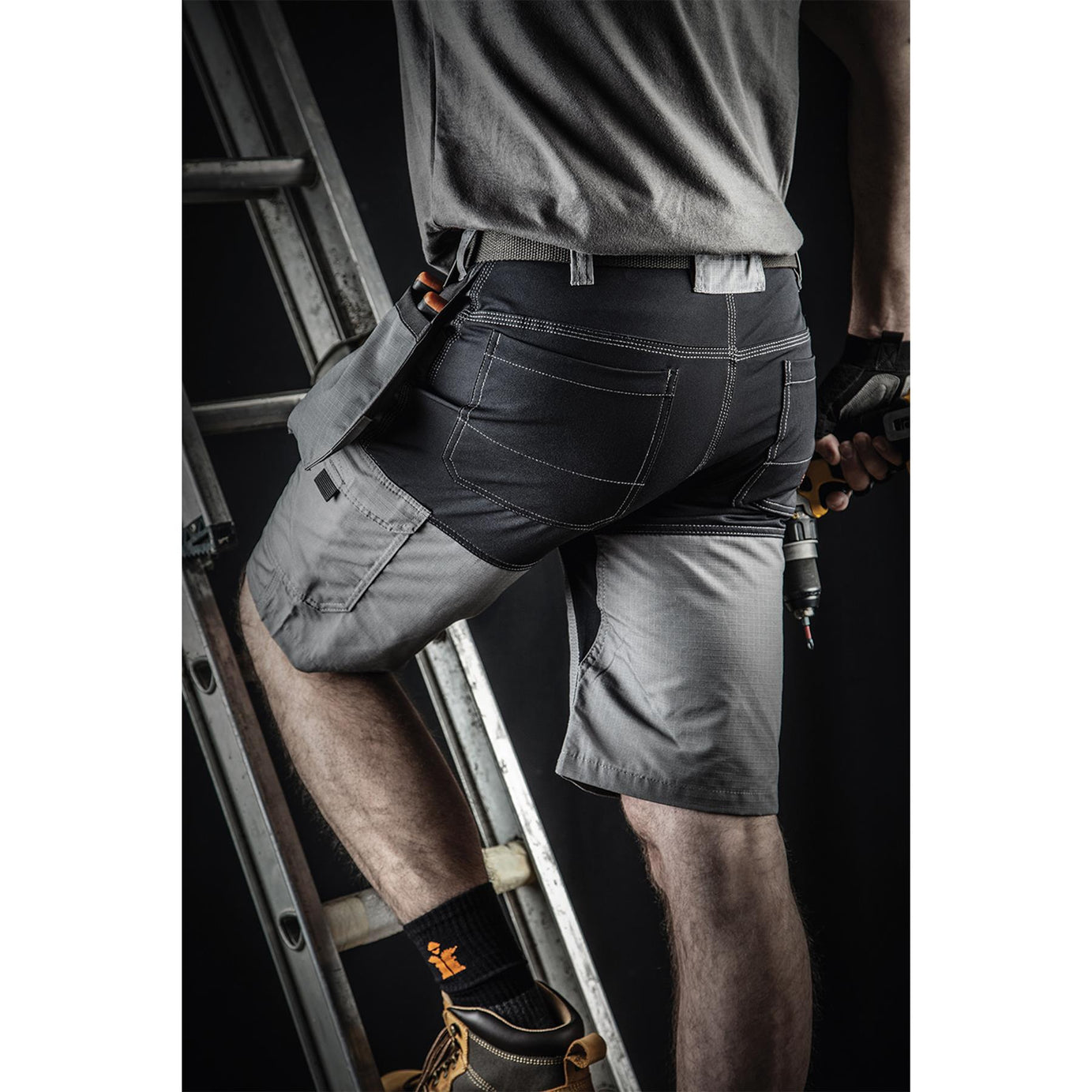 Scruffs Flex Work Shorts 34"W Men's Combat Cargo Trade Graphite