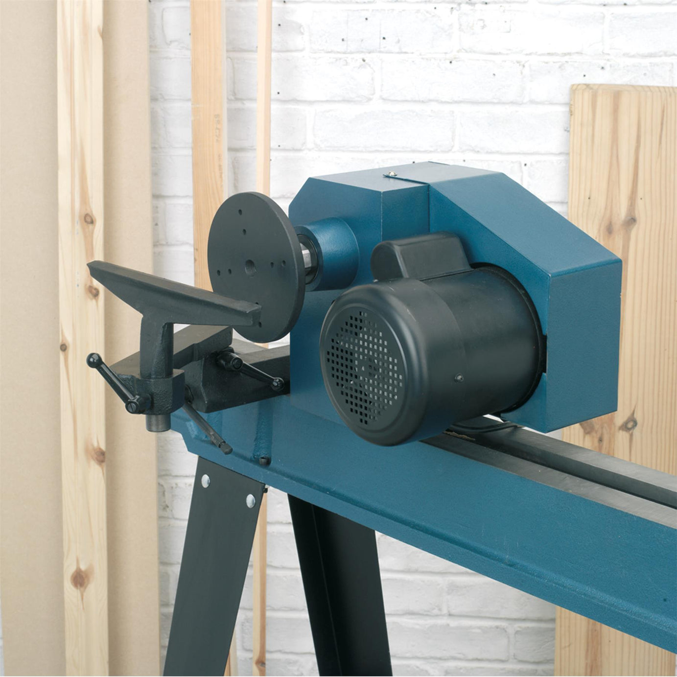 Sealey Wood Lathe 10-Speed 1100mm Centres