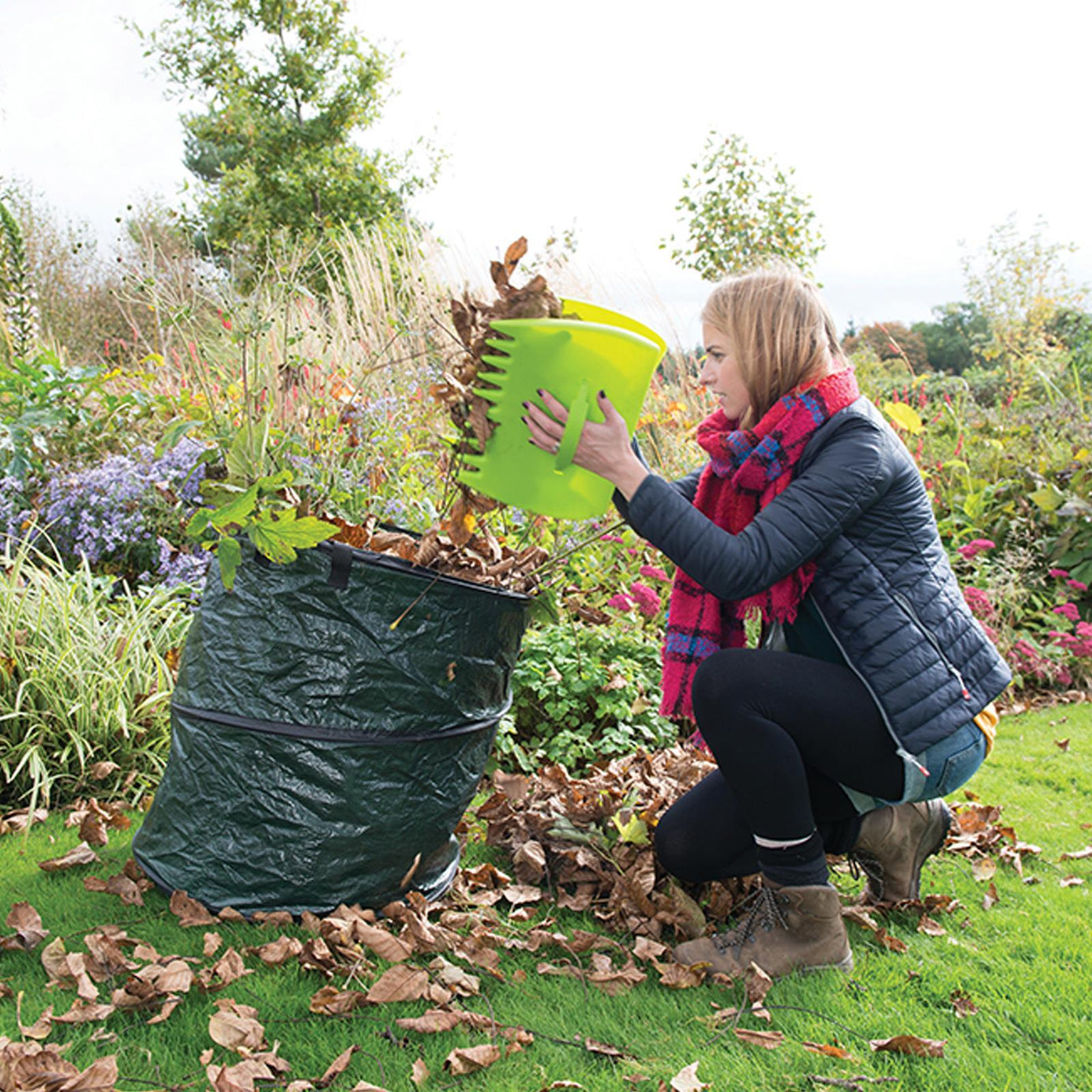 Manual Garden Leaf Waste Grass Litter Debris Hand Colletcor Scoop Quality