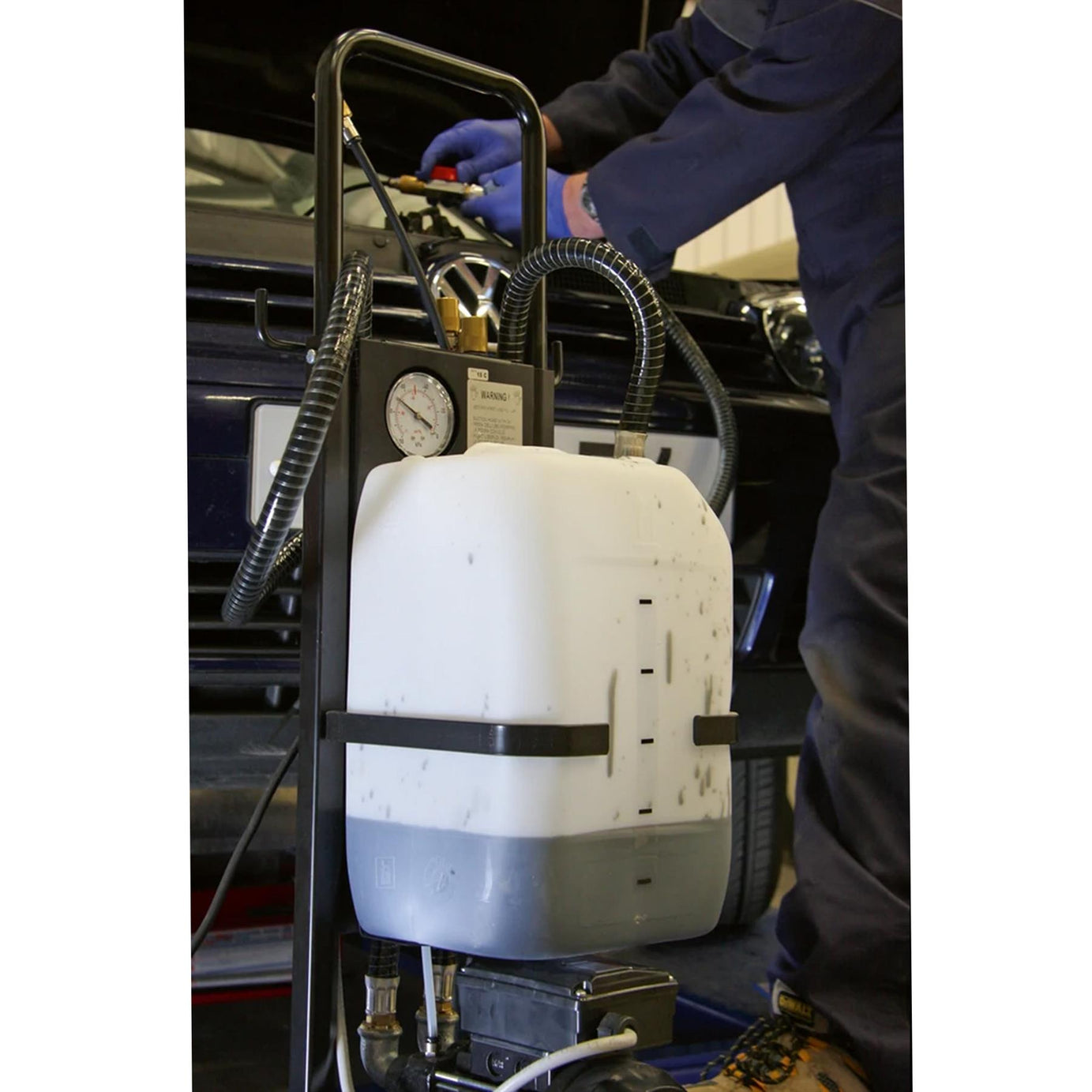 Sealey Oil Extrtactor Mobile 230V