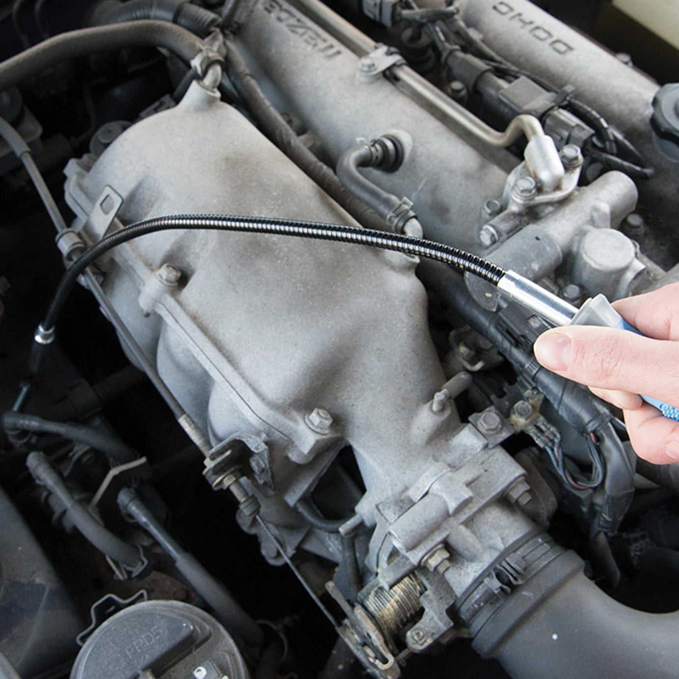 Flexible Magnetic Pick-Up Tool - 600mm Retrieves Ferrous Objects Up To 2Kg