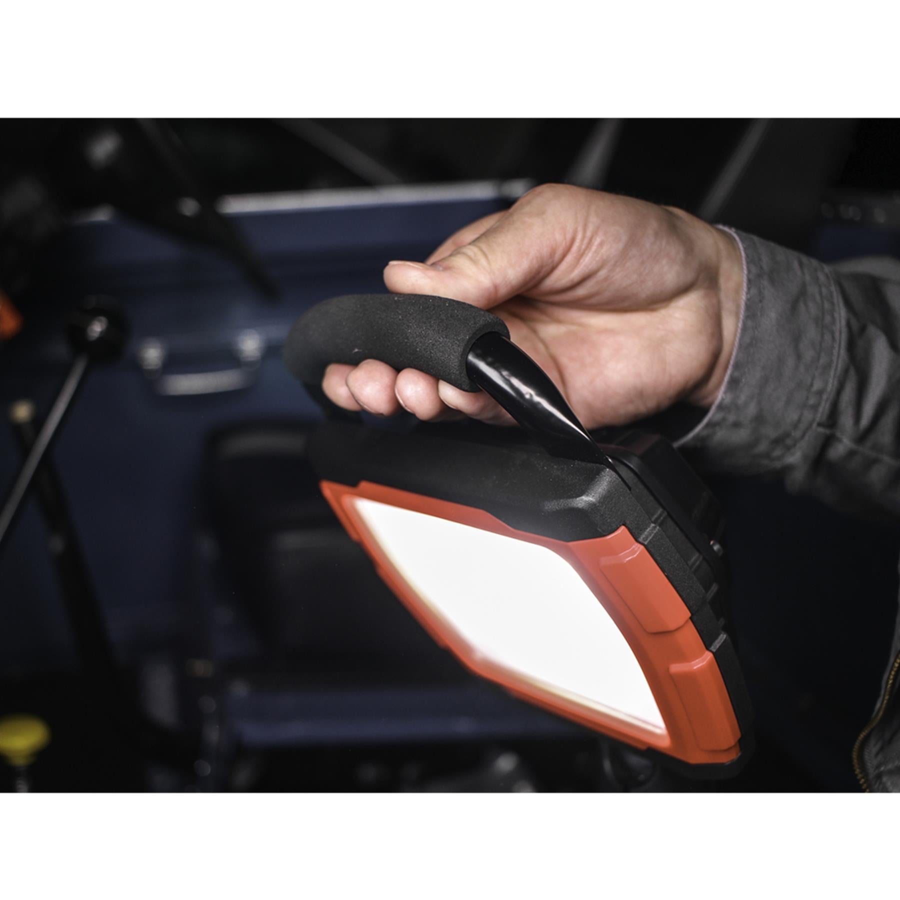 Sealey R/Charge 360 Floodlight 36W SMD LED Portable Red Li-ion