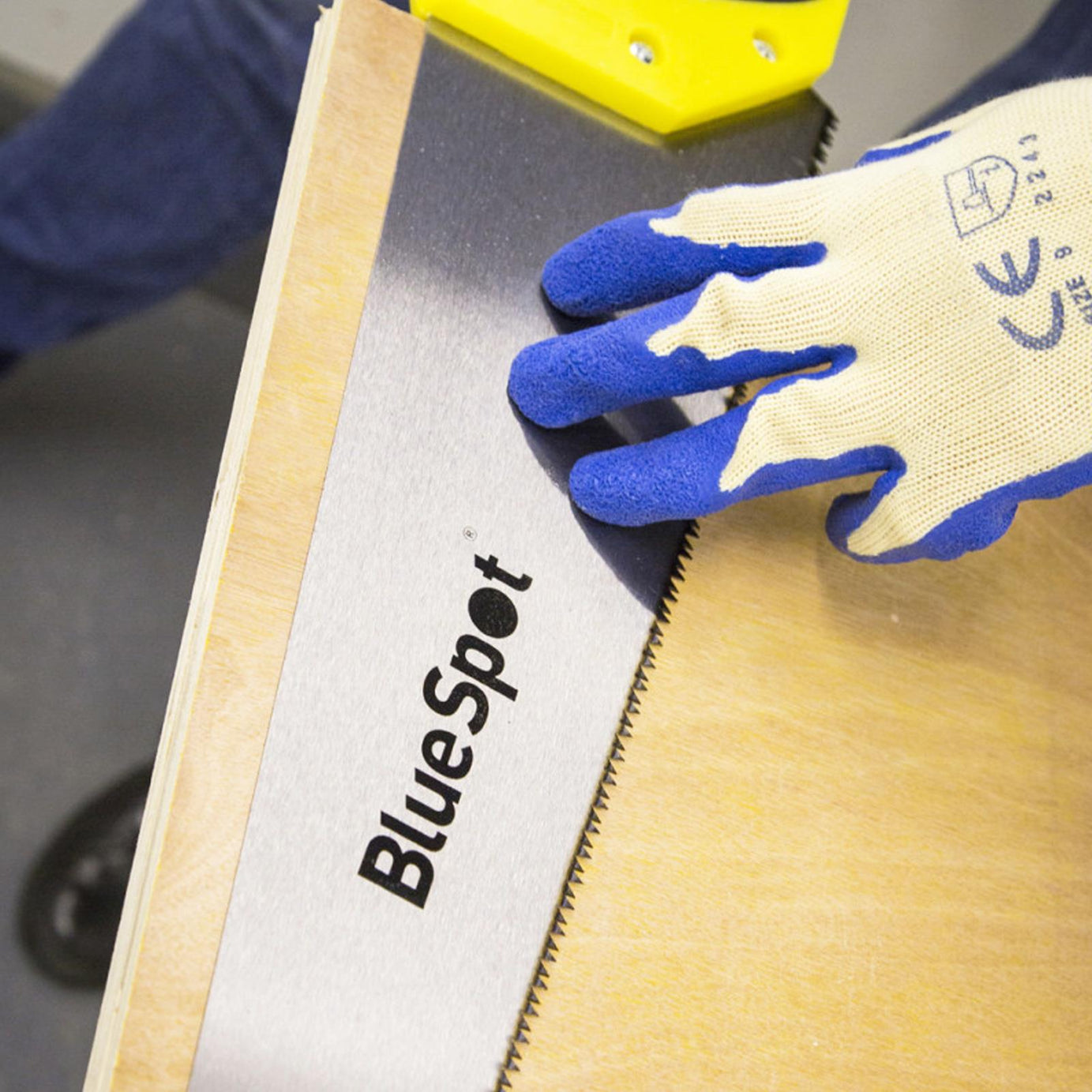 Bluespot Handsaw 22" 7tpi 550mm Saw For Faster Cuts High Quality Guaranteed