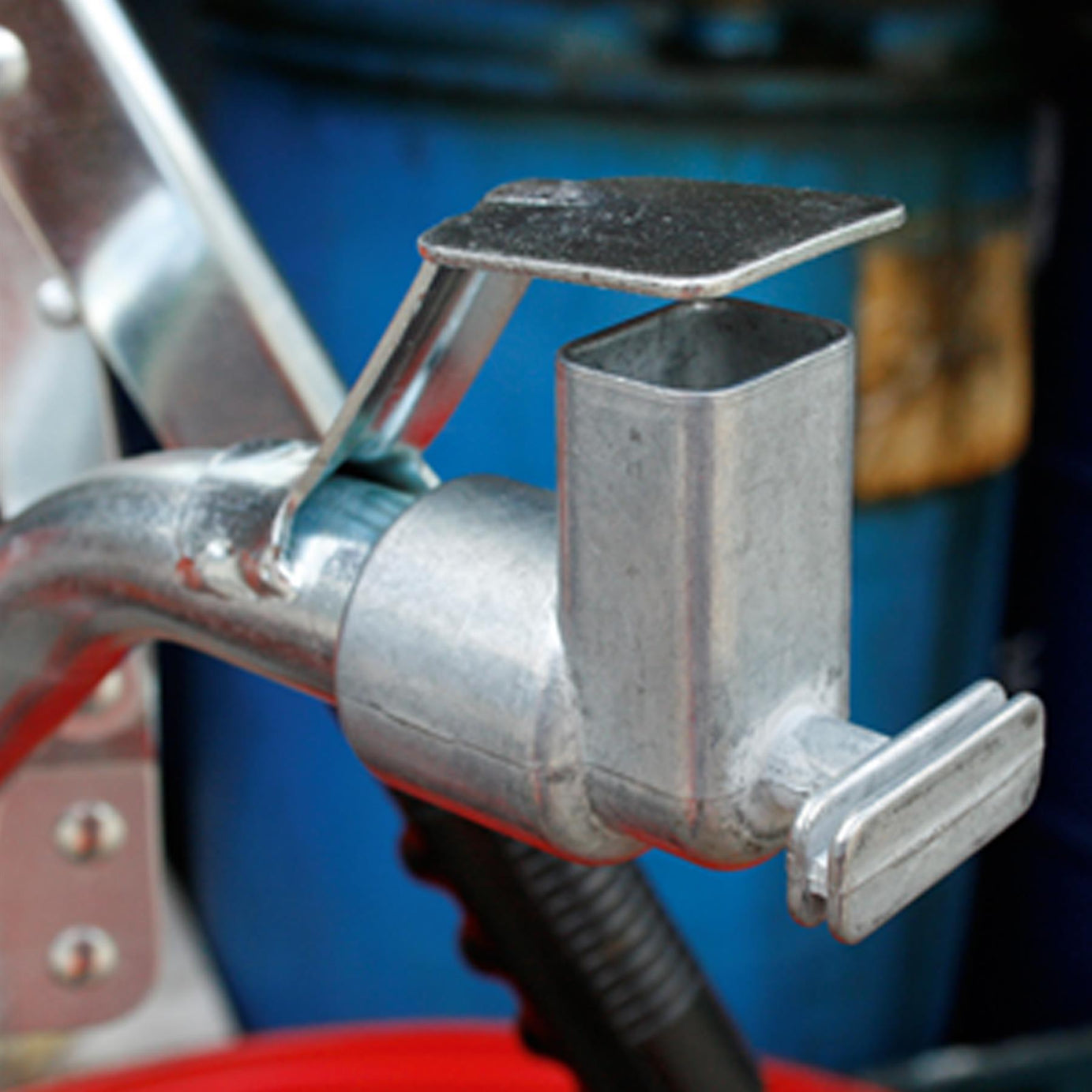 Sealey Heavy-Duty Lever Pump with Swivel Handle