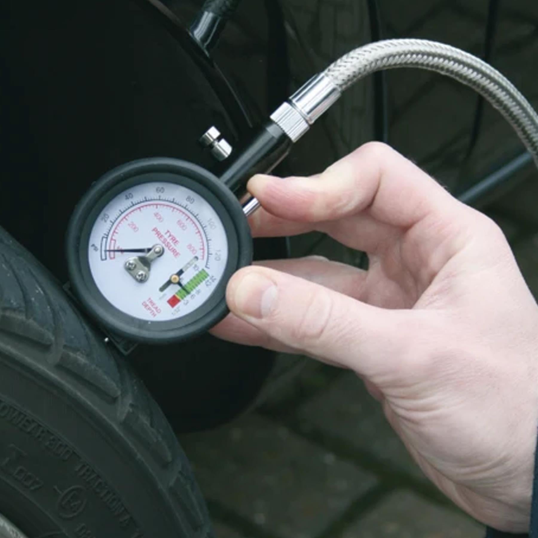 Sealey Tyre Pressure Gauge with Tyre Tread Depth Gauge - Flexi Hose