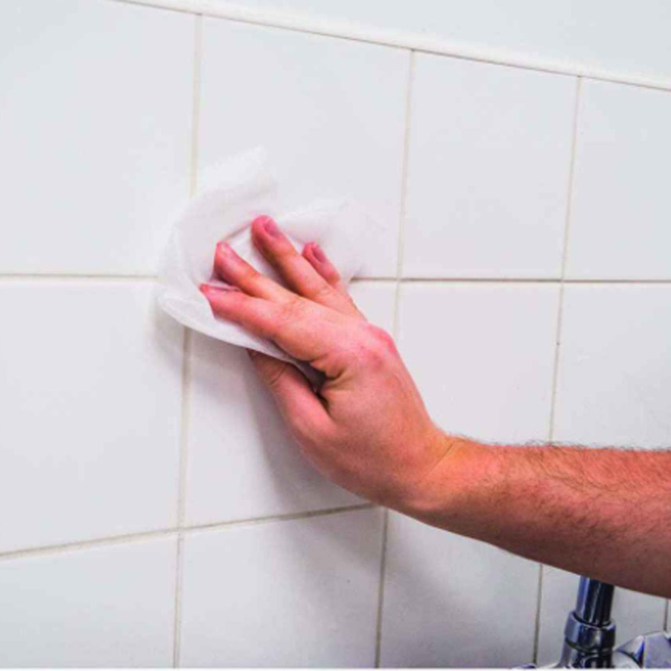 Universal Tough Wipes Strip Contains Lanolin Aloe Vera And Vitamin E - Box of 24