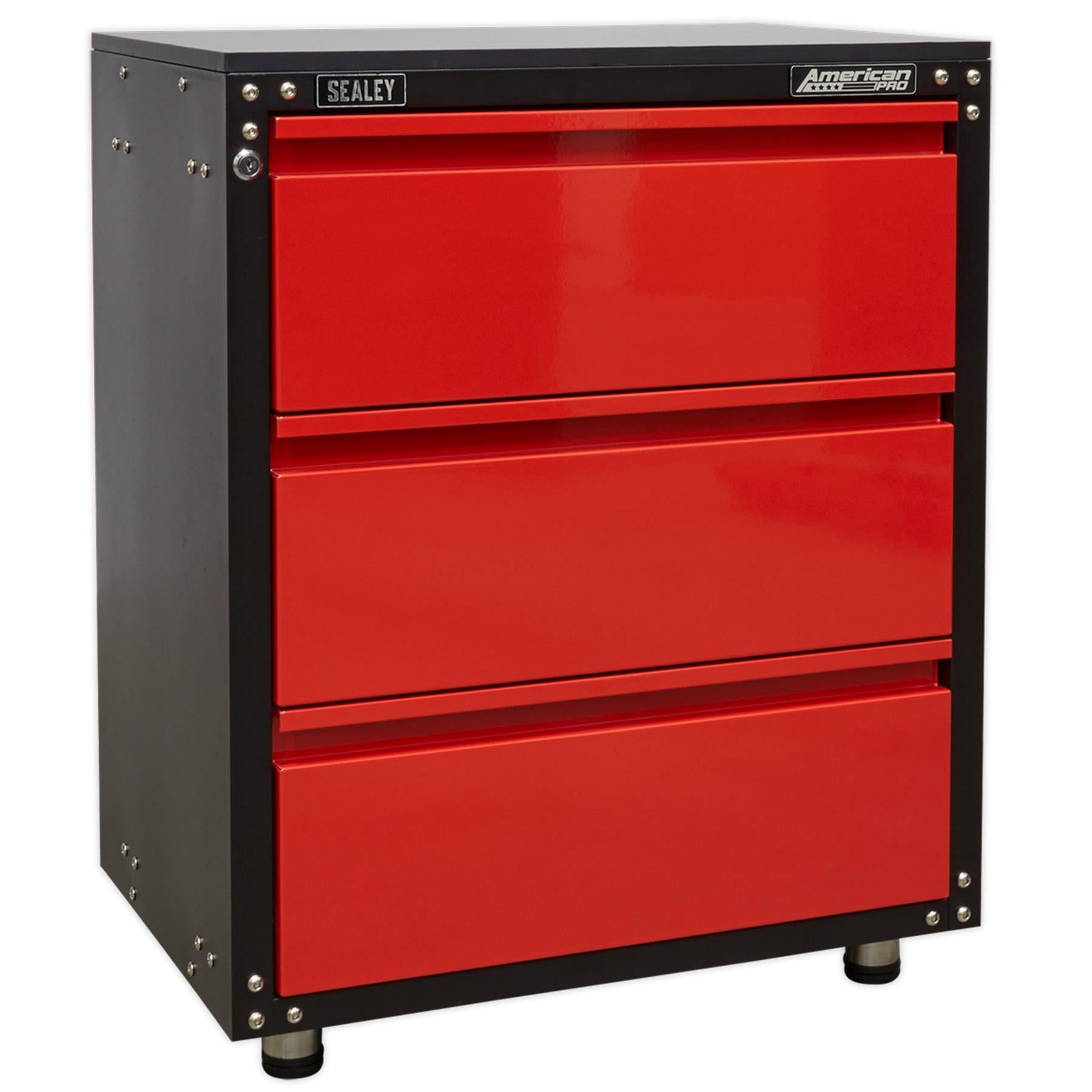Sealey American Pro 3.3m Storage System supplied with a lock and two keys.