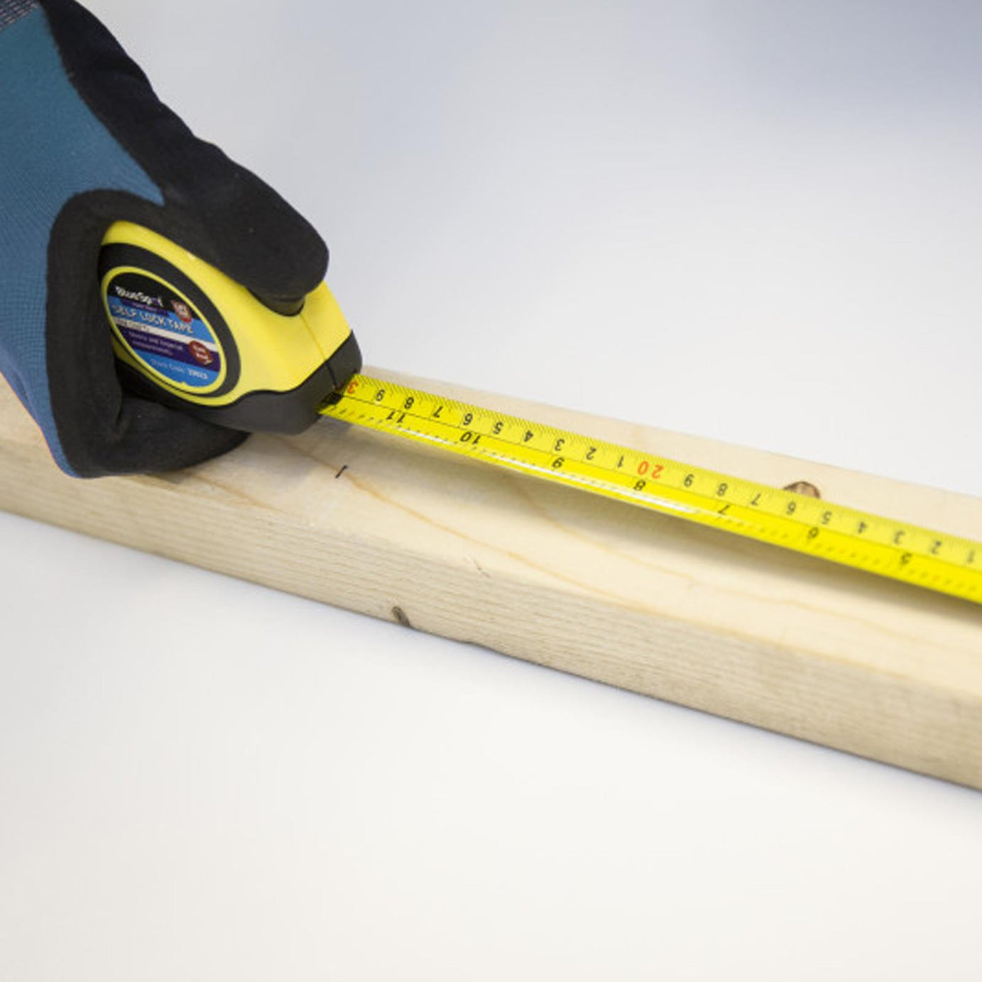 BlueSpot 5 M Meter Measuring Measure Tape Retractable Metal Lock Mechanism 16Ft Tools