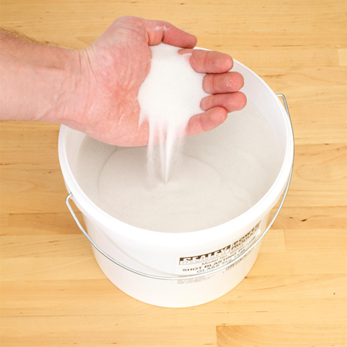 Sealey Shot Blasting Beads Glass 5kg Plastic Tub