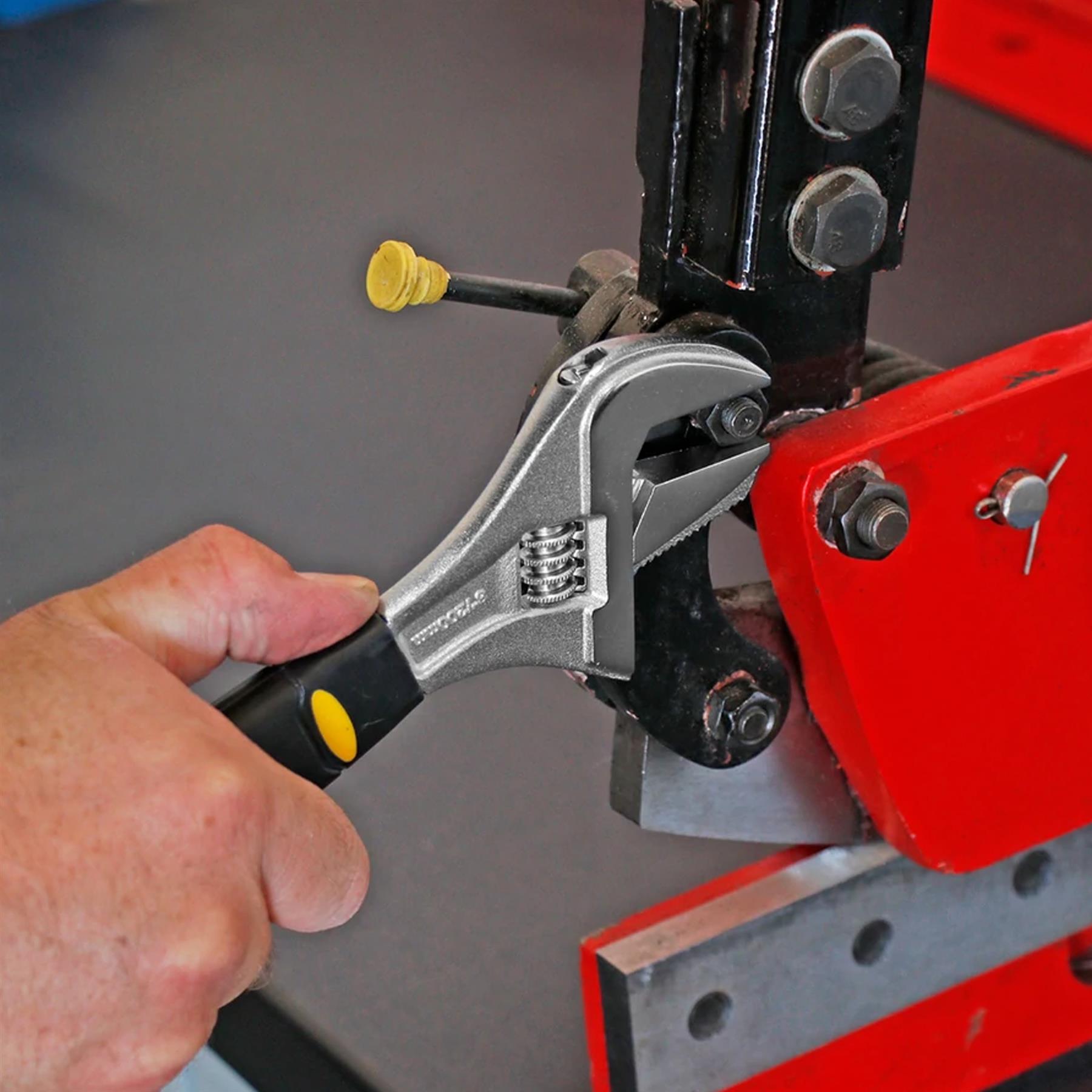 Sealey Adjustable Wrench with Extra-Wide Jaw Capacity 200mm